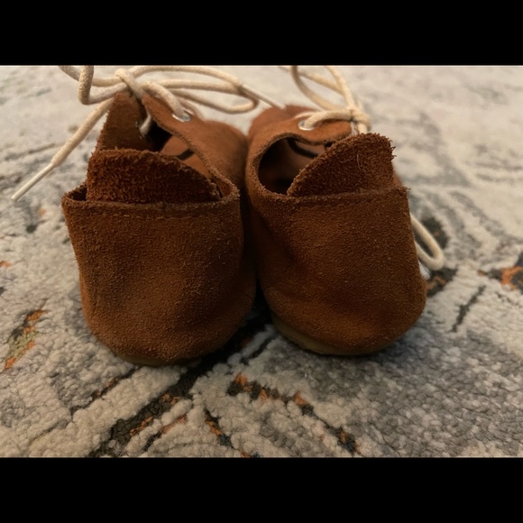 Gender Neutral Baby Moccasins - Picture 3 of 4